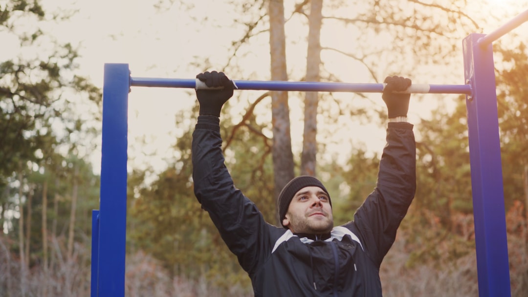 Calisthenics vs. Weights